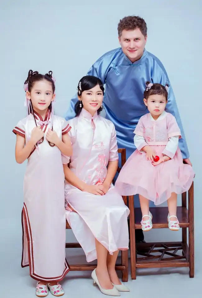 Josip Glušac with his family in China